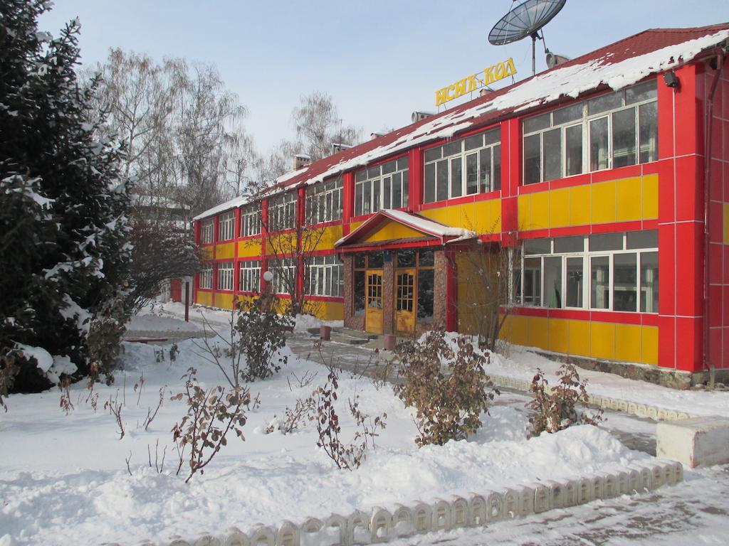 Otel Issyk-Kul Karakol Exteriör bild