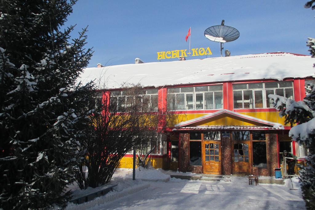 Otel Issyk-Kul Karakol Exteriör bild