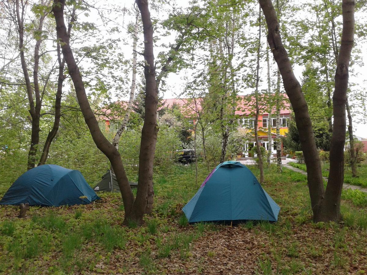 Otel Issyk-Kul Karakol Exteriör bild